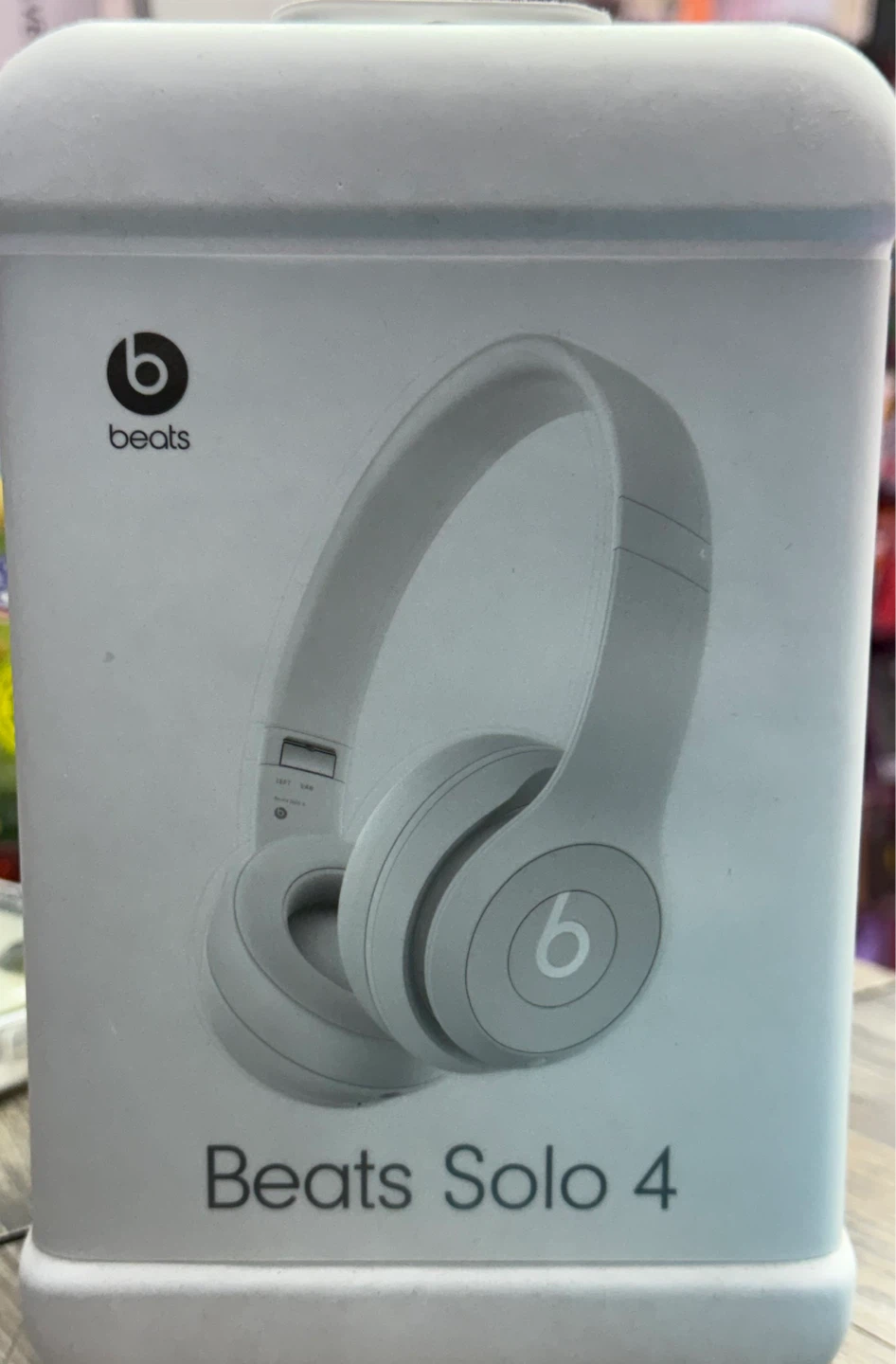 Beats Solo 4 New