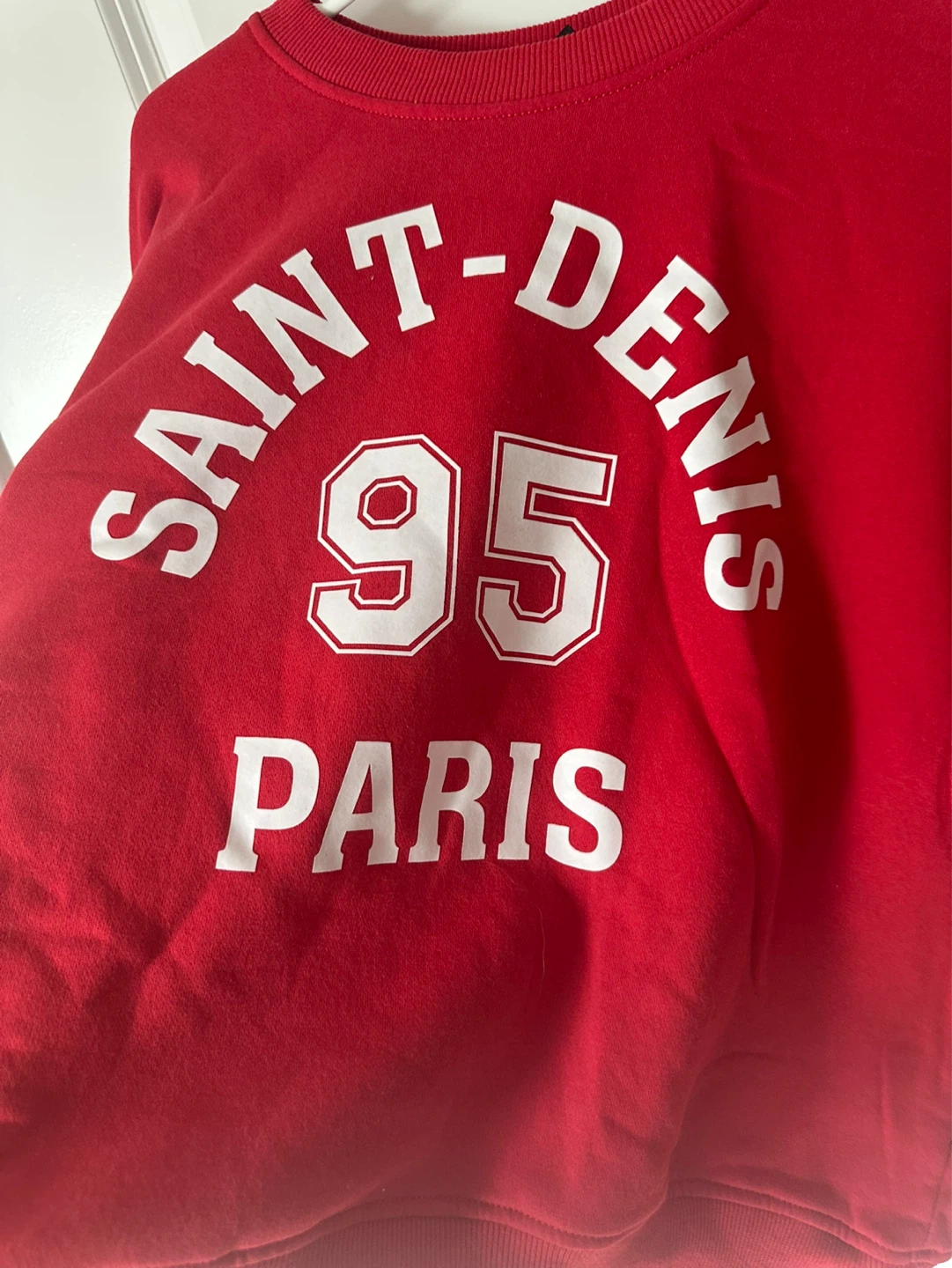 H&M Divided Red Saint-Denis Paris Sweatshirt - Size S - photo 4