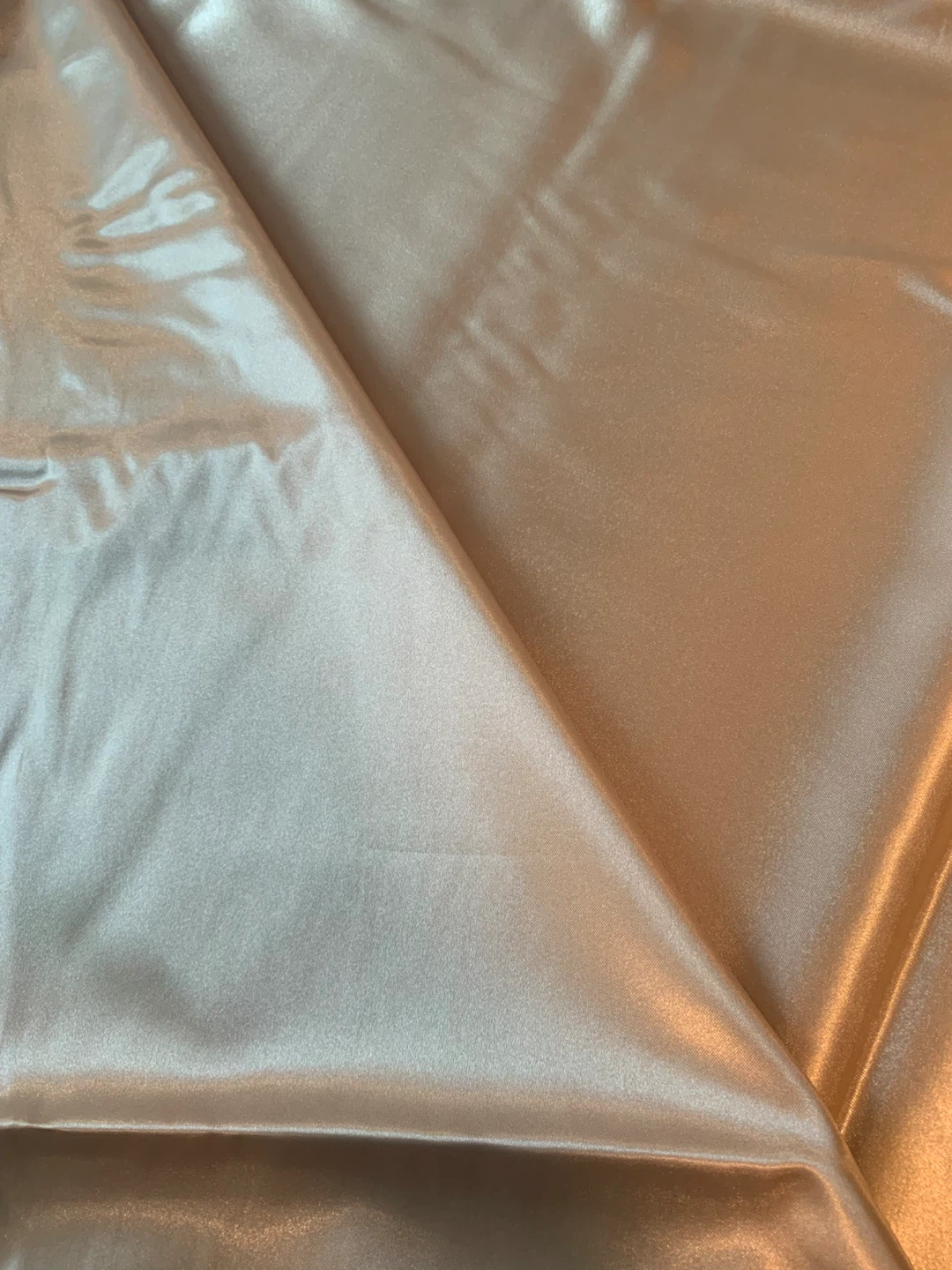bridal satin (mocha) 157“+ long