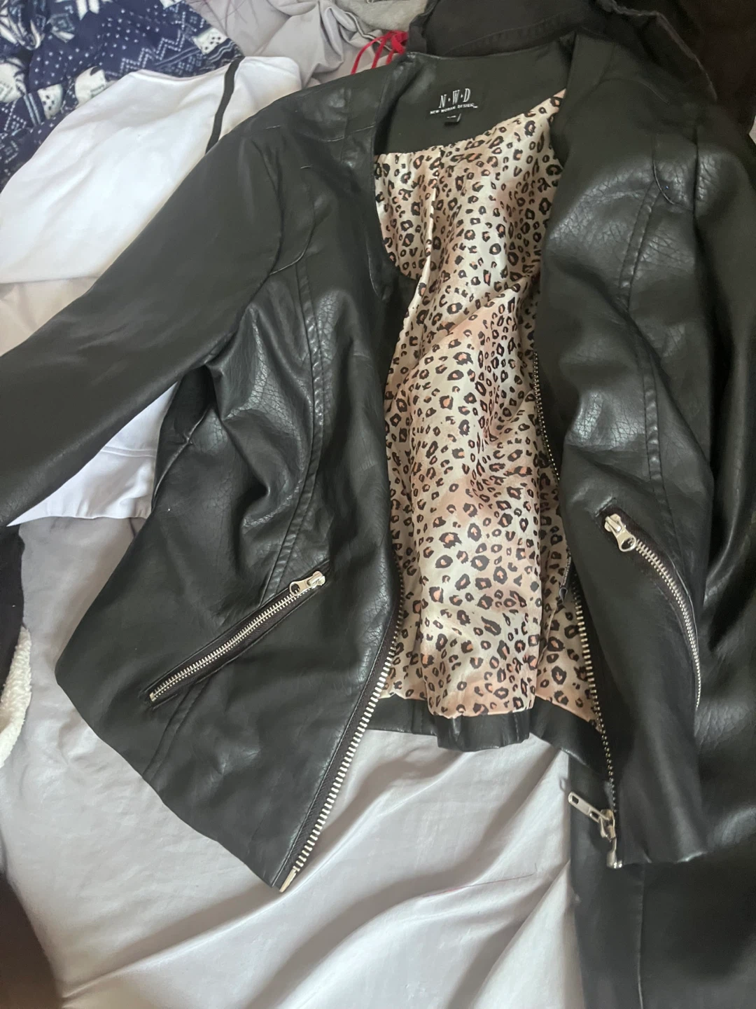 Manteau cuir noir doublé léopard - photo 3
