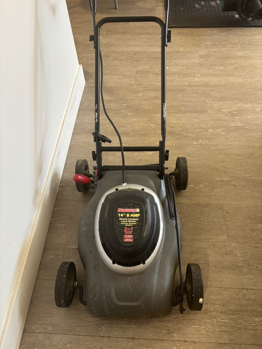 DURAMAXX 14" 8 AMP Electric Compact Lawn Mower