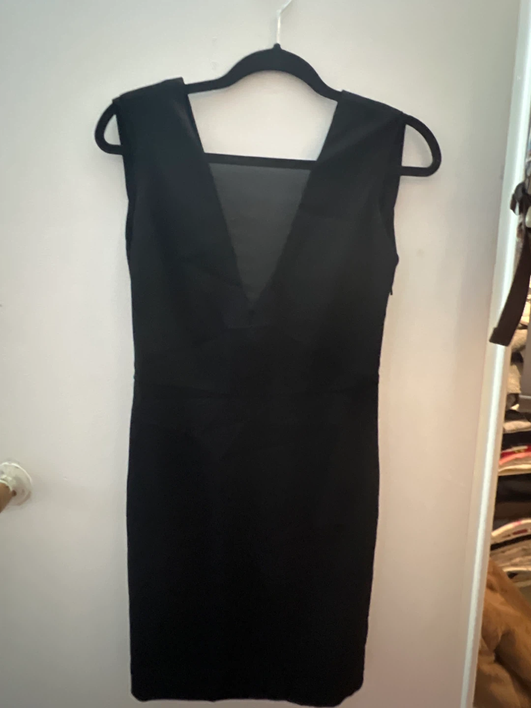 Babaton Black V-Neck Sleeveless Dress Size 2