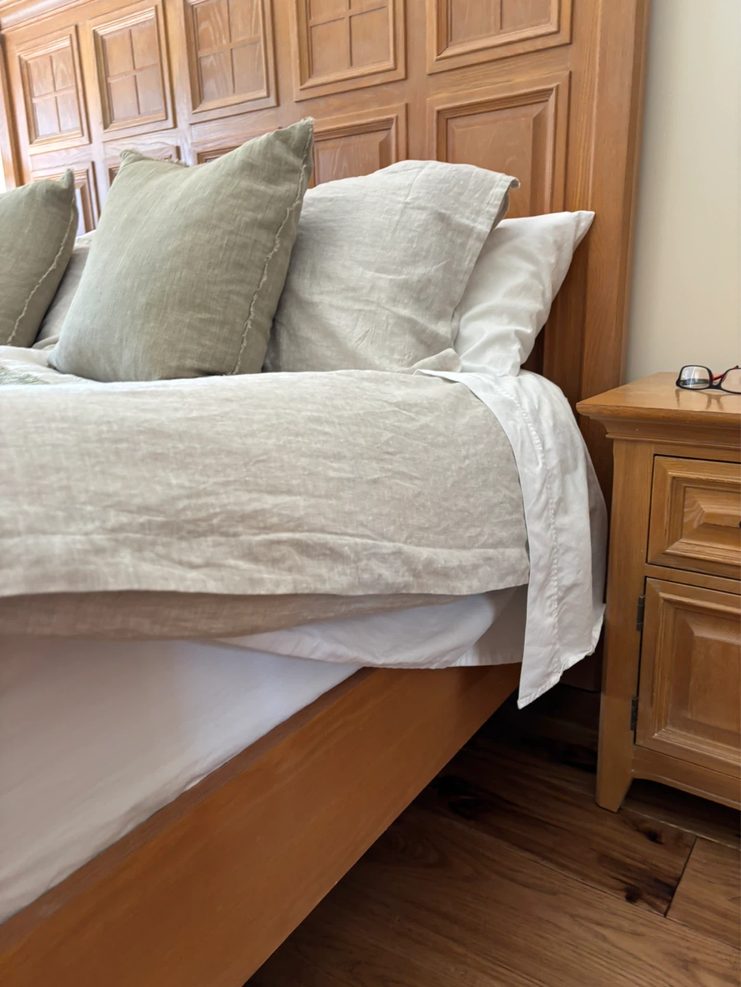 SOLID OAK MADE BY THOMASVILLE FURNITURE KING OR QUEEN WORKS - photo 3