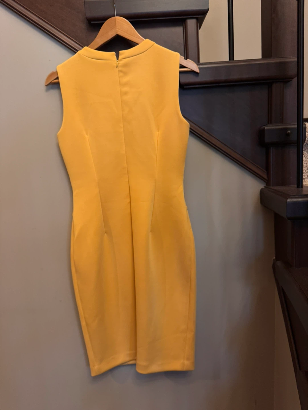 Yellow Sleeveless Sheath Dress - photo 2