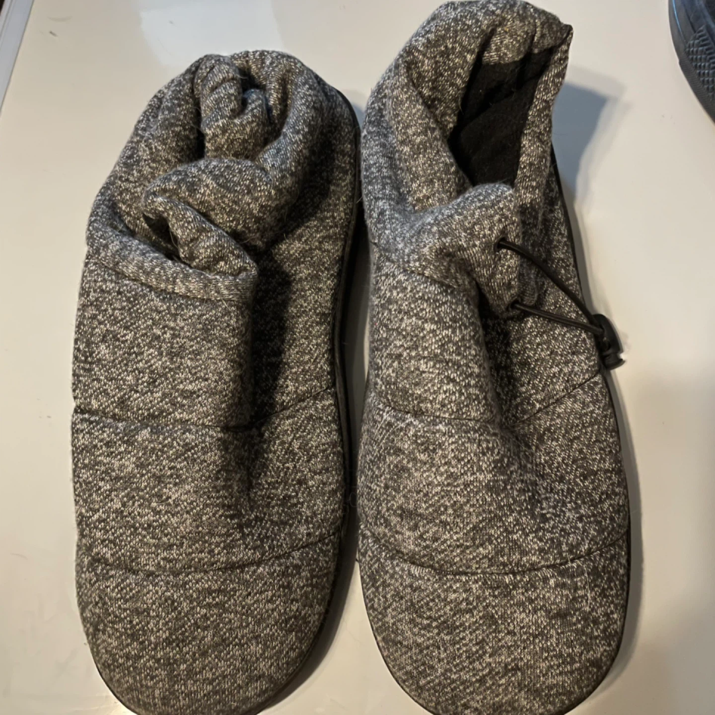 Gray Puffer Slippers with Drawstring
