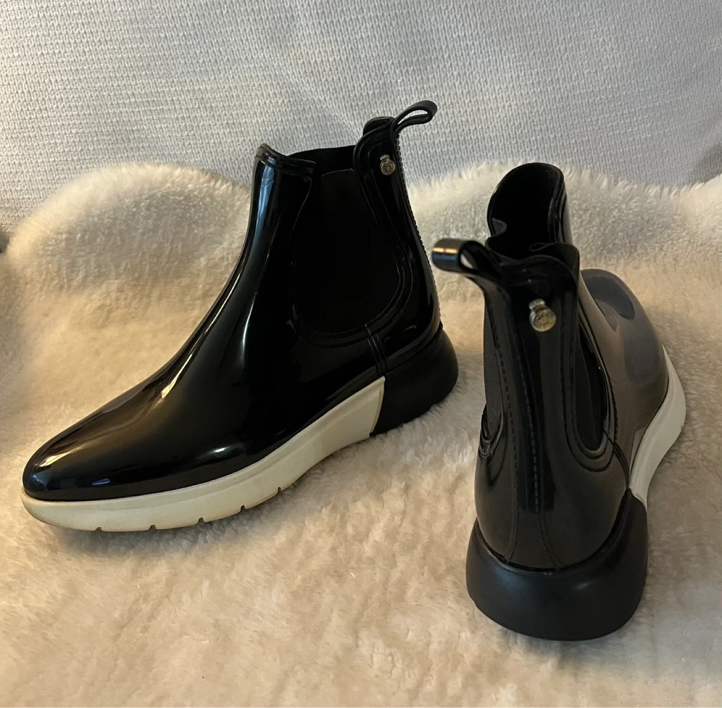 Lemon Jelly Black Gloss Chelsea Boots Size 8