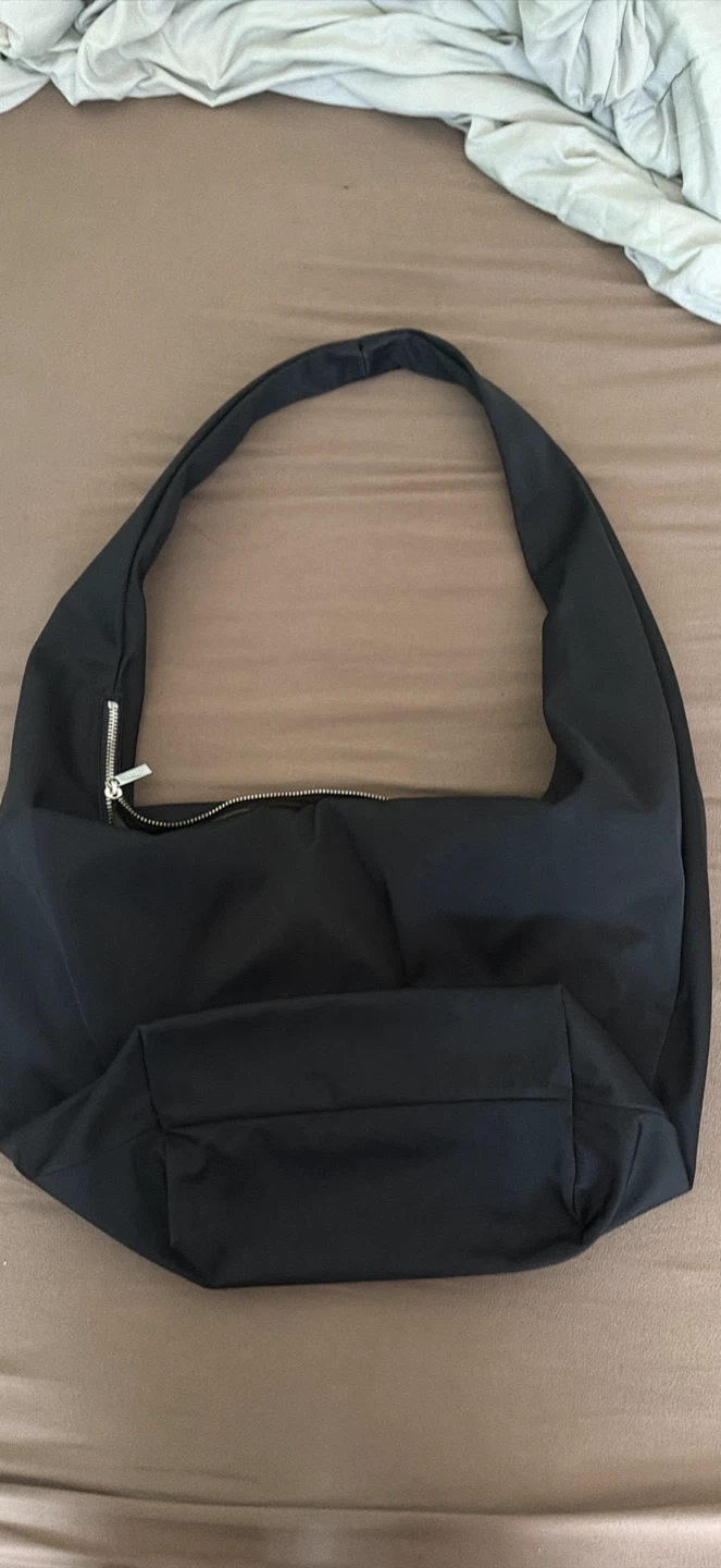 Babaton Black Shoulder Bag - photo 3