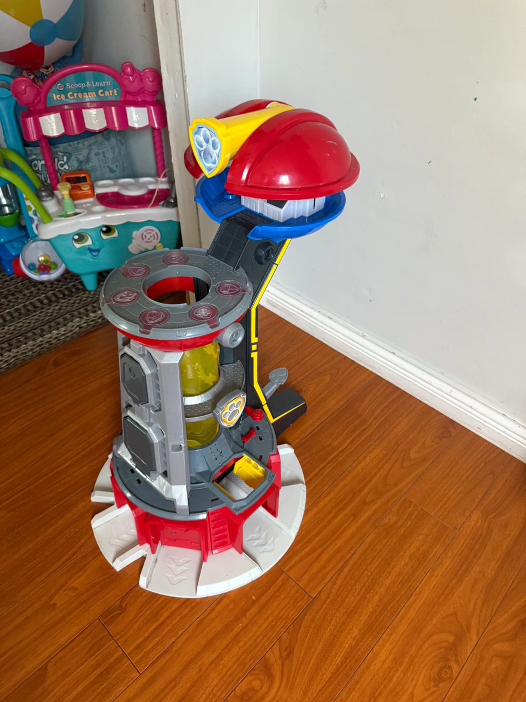 Paw Patrol Tower Playset - photo 2