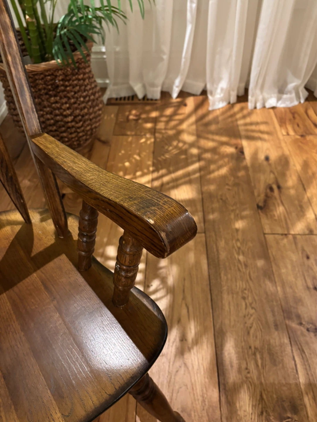 Wooden Arm Chair - photo 5