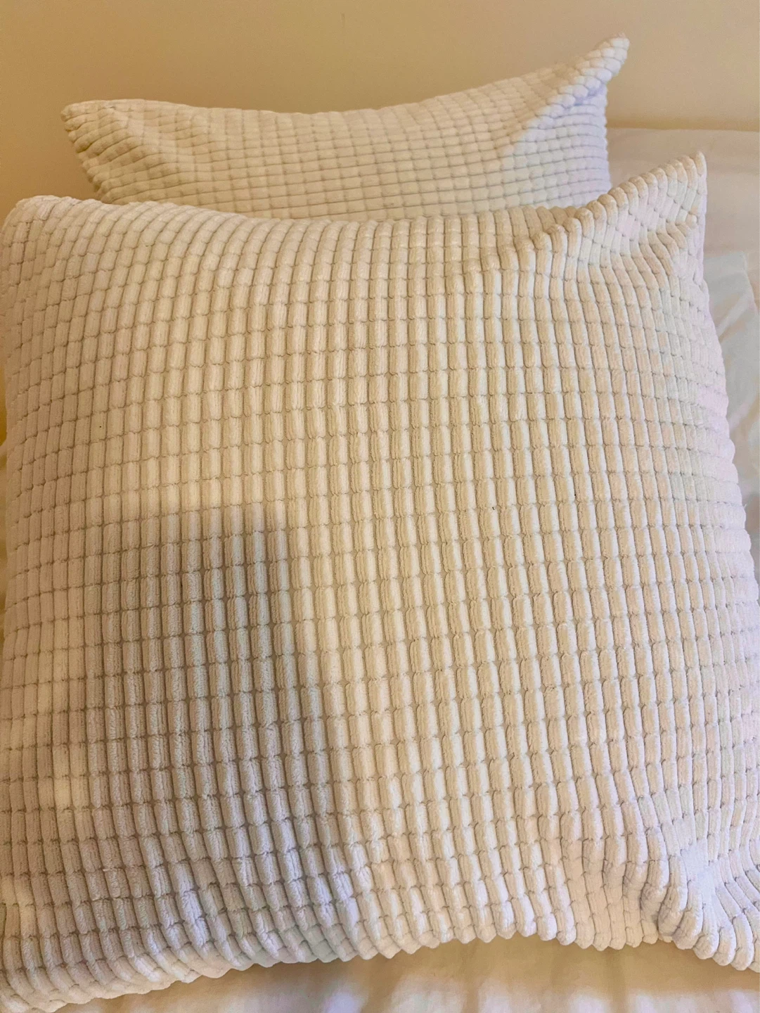 Textured White decorative Throw Pillows (Set of 2) - photo 2