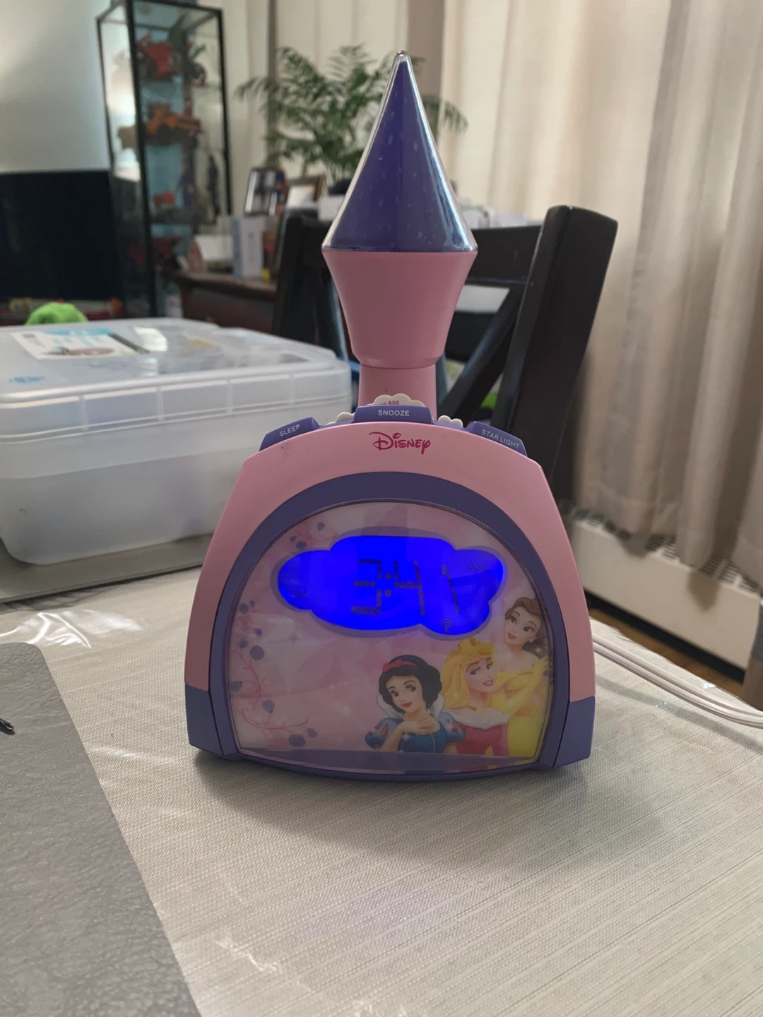Disney Princess Castle Alarm Clock and Radio AM/FM