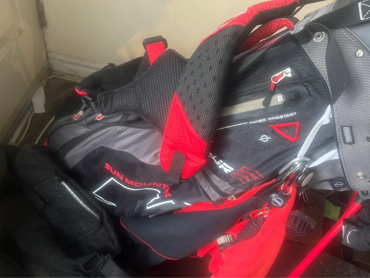 Golf Club Set with Cobra and Callaway Clubs and Sun Mountain Bag - photo 4