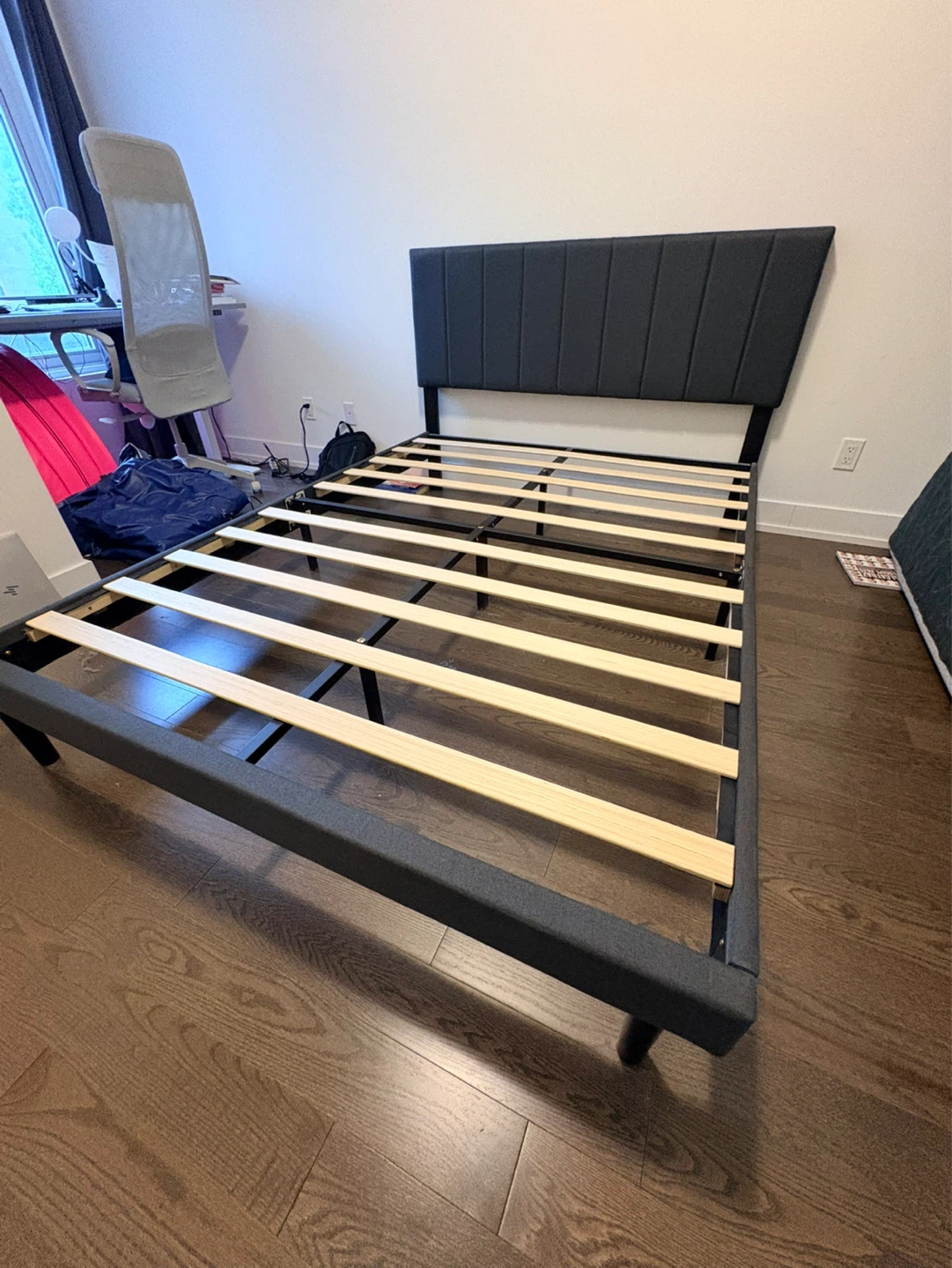 Queen Size Bed Frame with Headboard and Mattress - photo 5