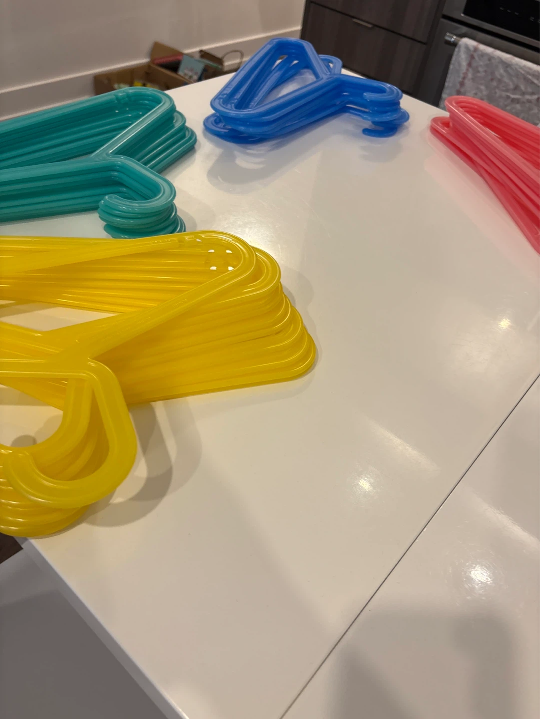 Set of 40 Plastic Clothes Hangers - Assorted Colors - photo 2