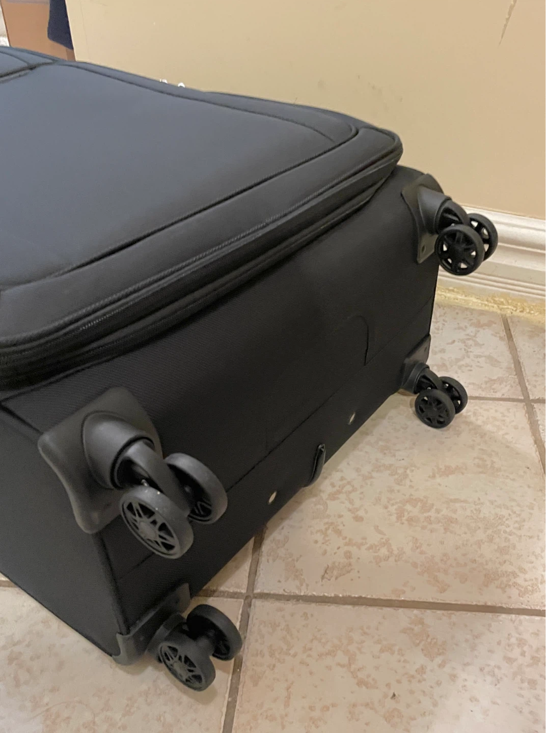 Brand new Samsonite Infuse NXT Large Expandable Luggage - photo 5
