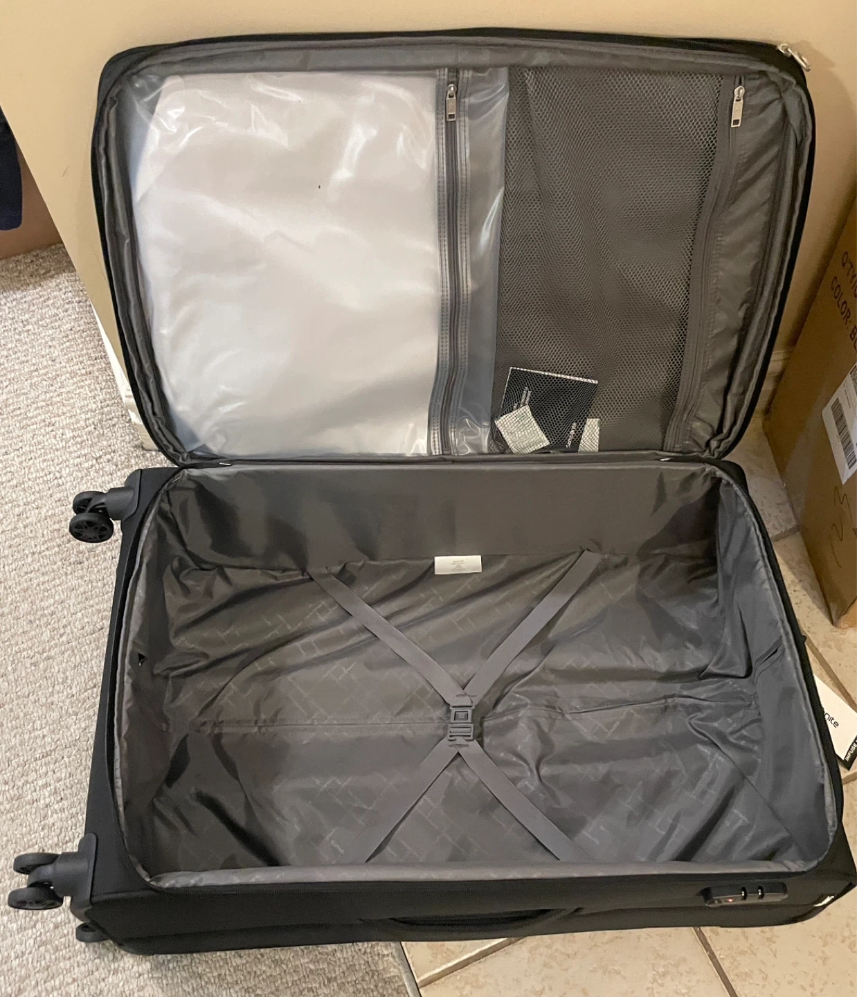 Brand new Samsonite Infuse NXT Large Expandable Luggage - photo 4