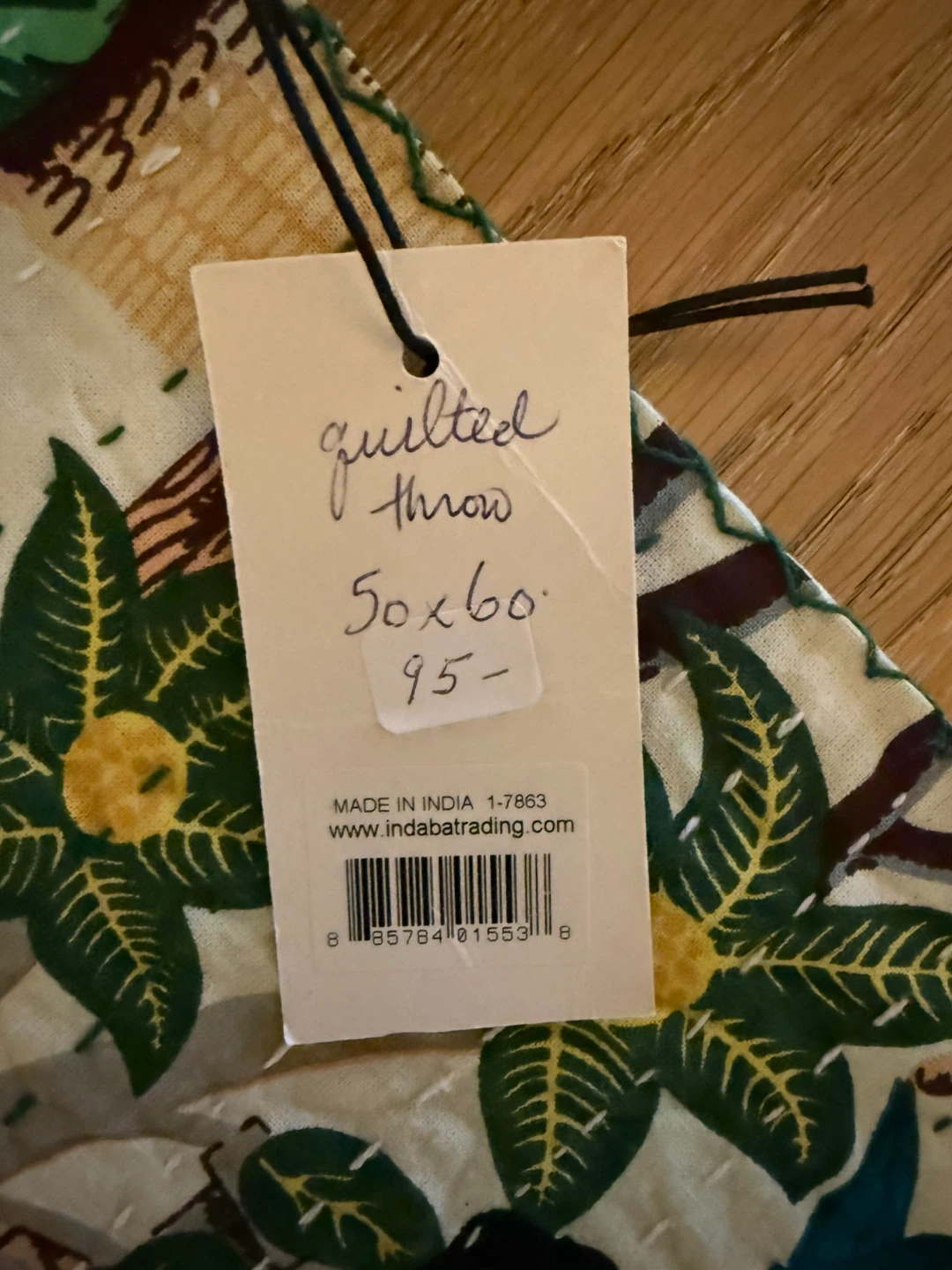 Quilted Throw 50x60 +matching lumbar pillow (new) - photo 2