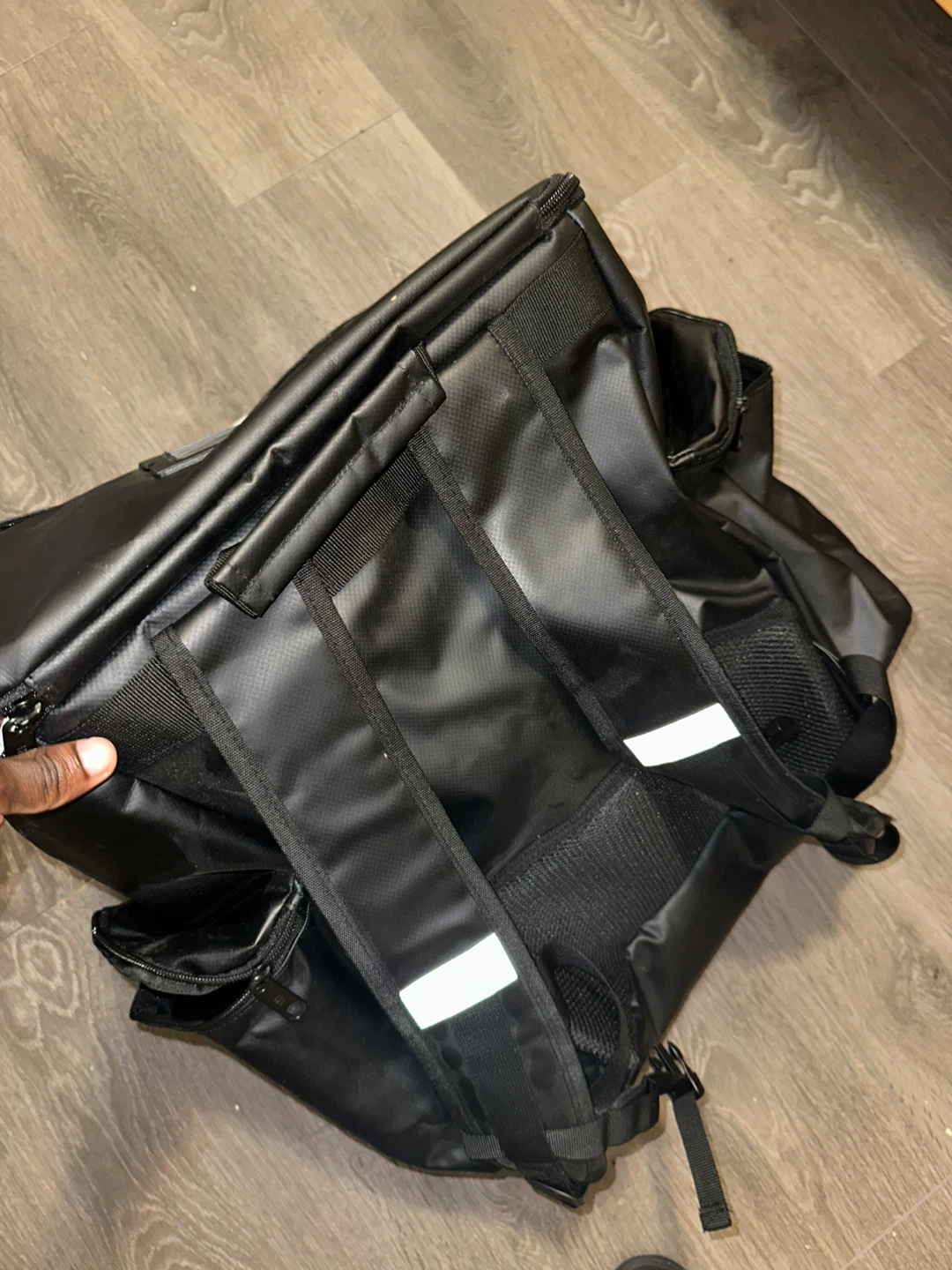 Black Insulated Delivery Backpack