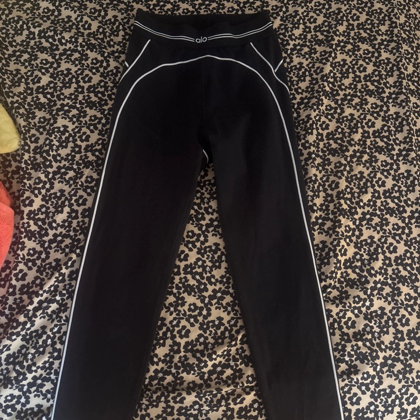 Alo Yoga Black Leggings 7/8