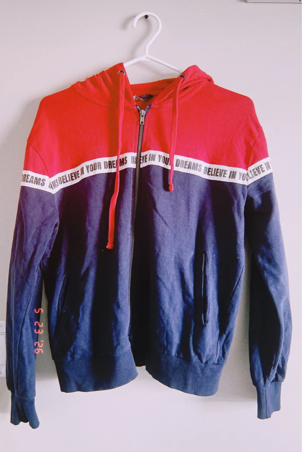 Colour-blocked Zip-Up Hoodie