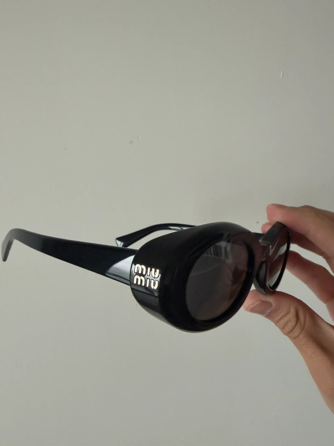 Miu Miu MU B09S Sunglasses Authentic - photo 2