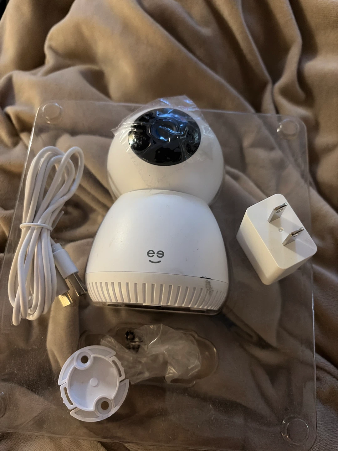 White Smart Security Camera with Accessories