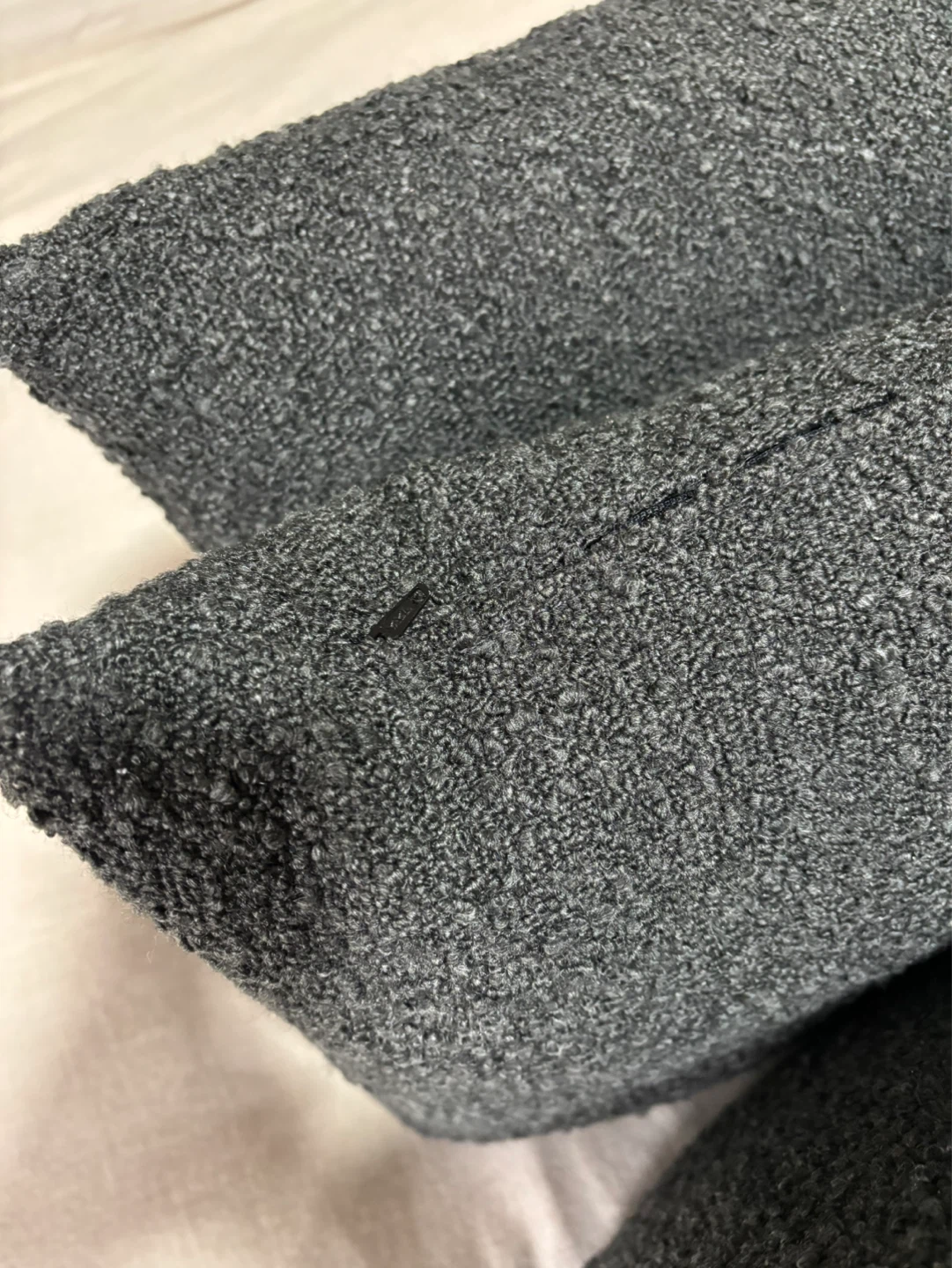 NEW NEVER USED Set of 4 Dark Grey Boucle Throw Pillows - photo 3