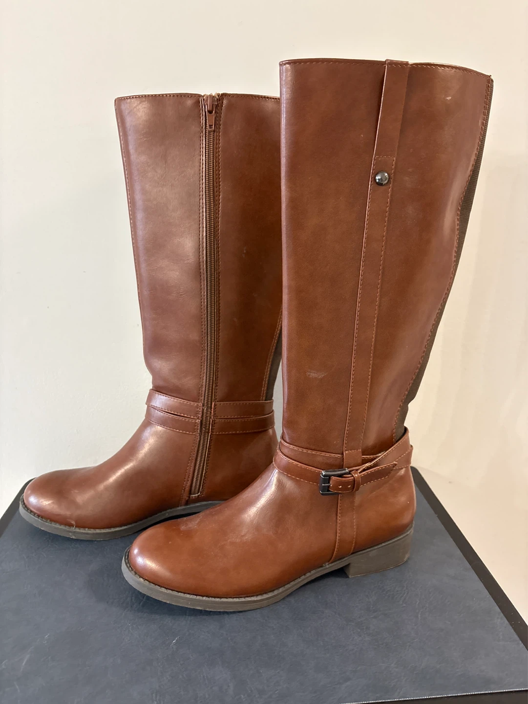 American Eagle Brown Knee-High Boots Size 6