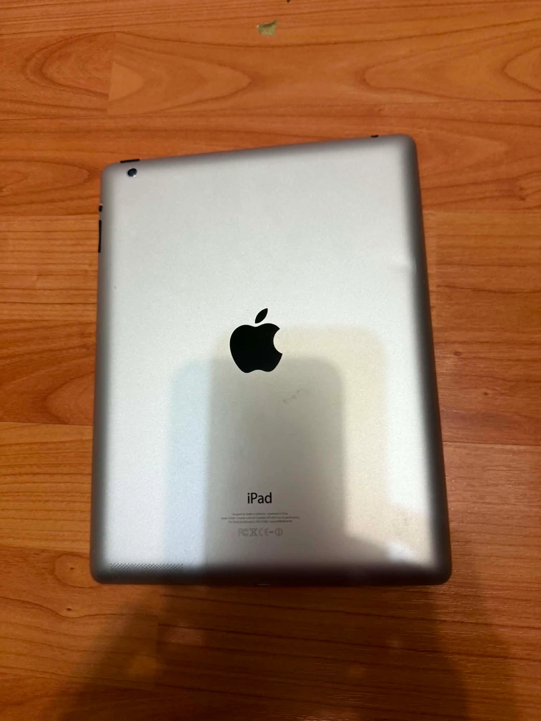 iPad 4th gen - photo 2