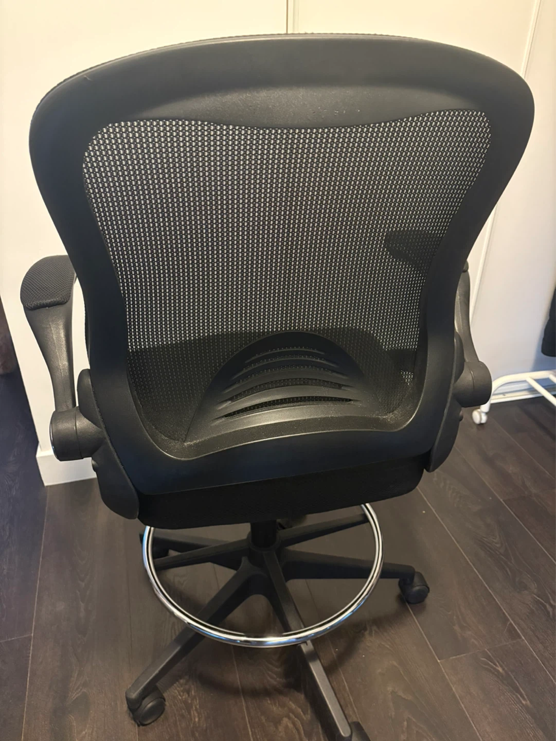 Black Mesh Office Chair with Footrest - photo 2