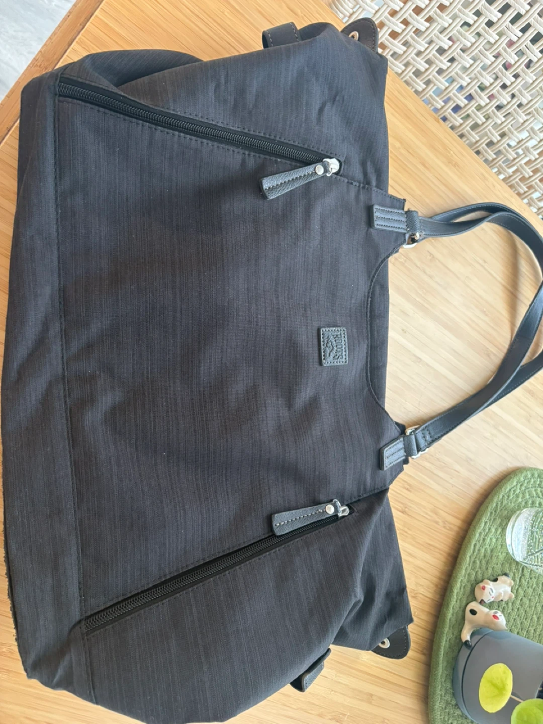 Roots Black Tote Bag - photo 3