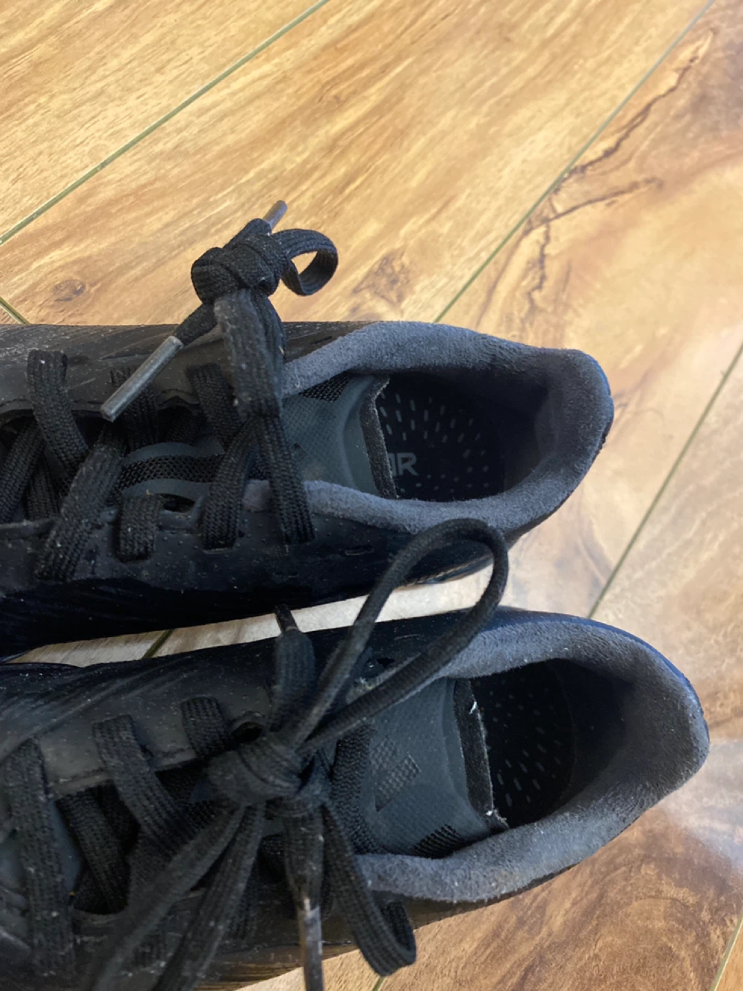Black Soccer Cleats - photo 2