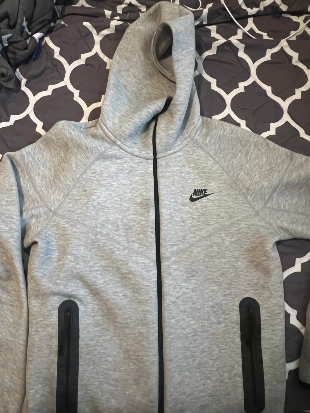Nike Tech Fleece Full-Zip Hoodie Grey Size S