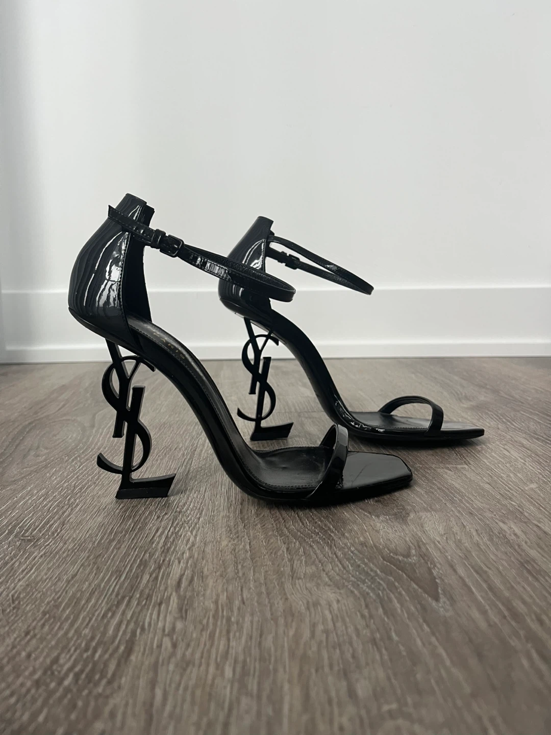 Saint Laurent Opyum Heels Black Patent Leather