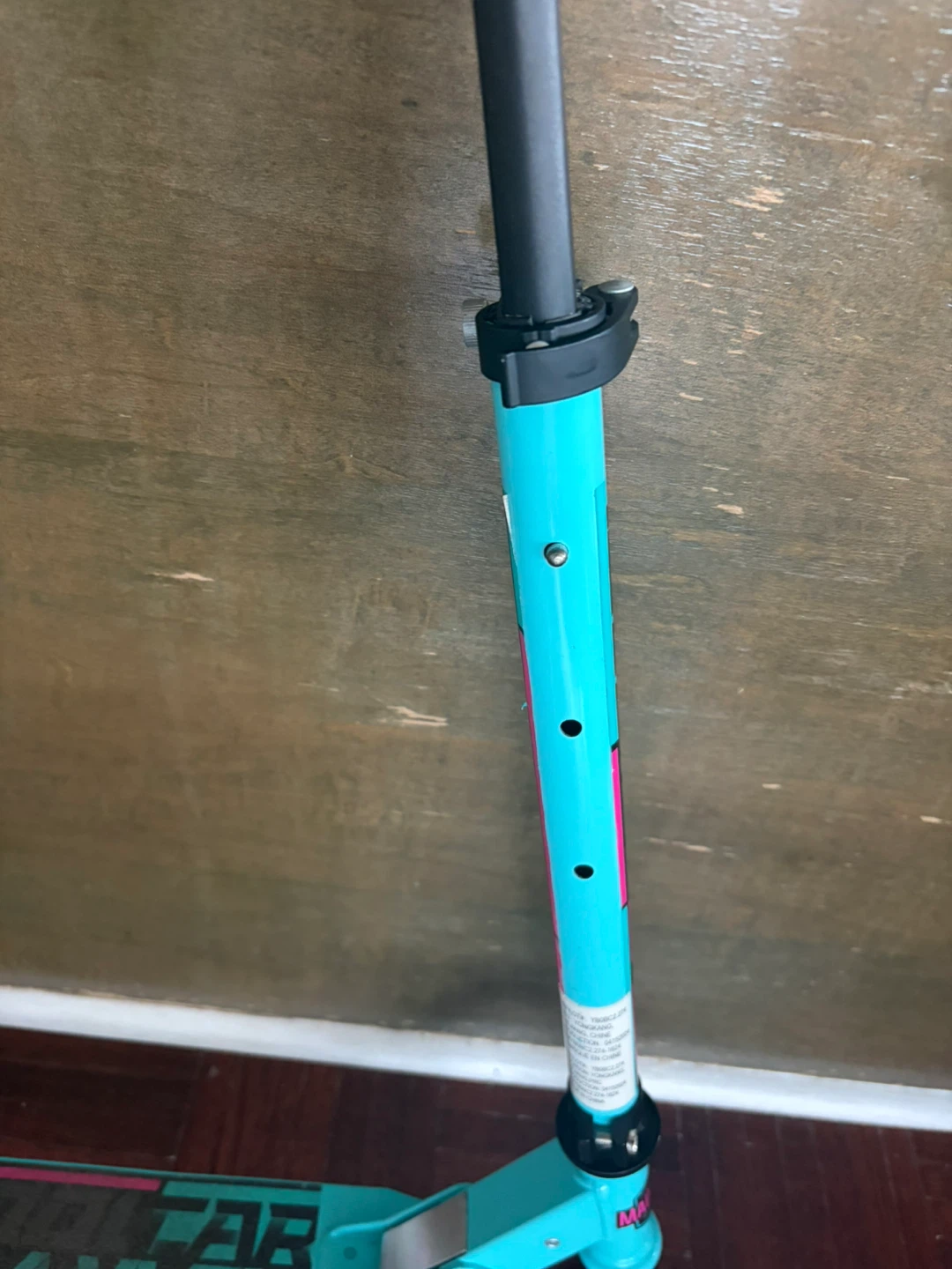 Madd Gear Teal & Pink Kick Scooter - photo 4
