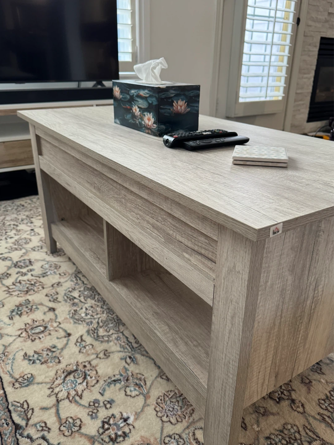 Lift-Top Coffee Table