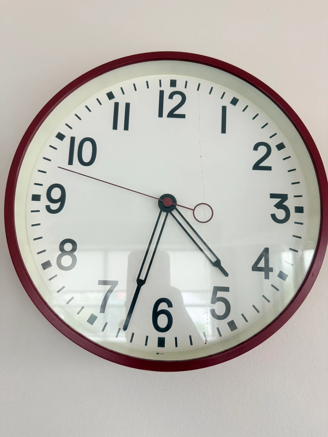 Wall Clock - Red Frame - photo 2