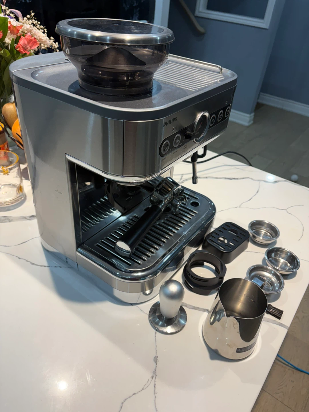 Philips Barista Brew Espresso Machine with Built-In Grinder ☕️