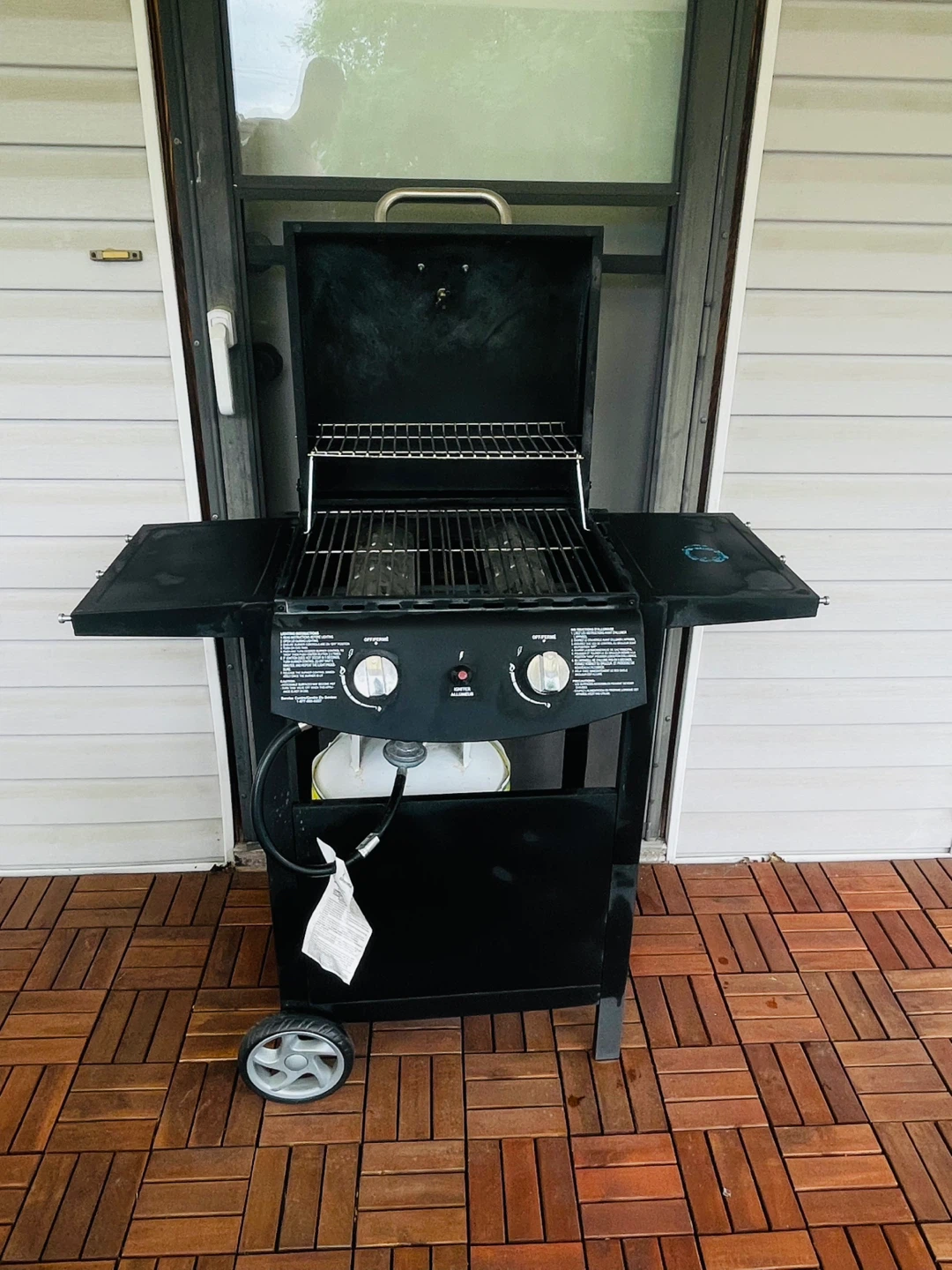 Backyard Grill with Propane Tank - photo 2