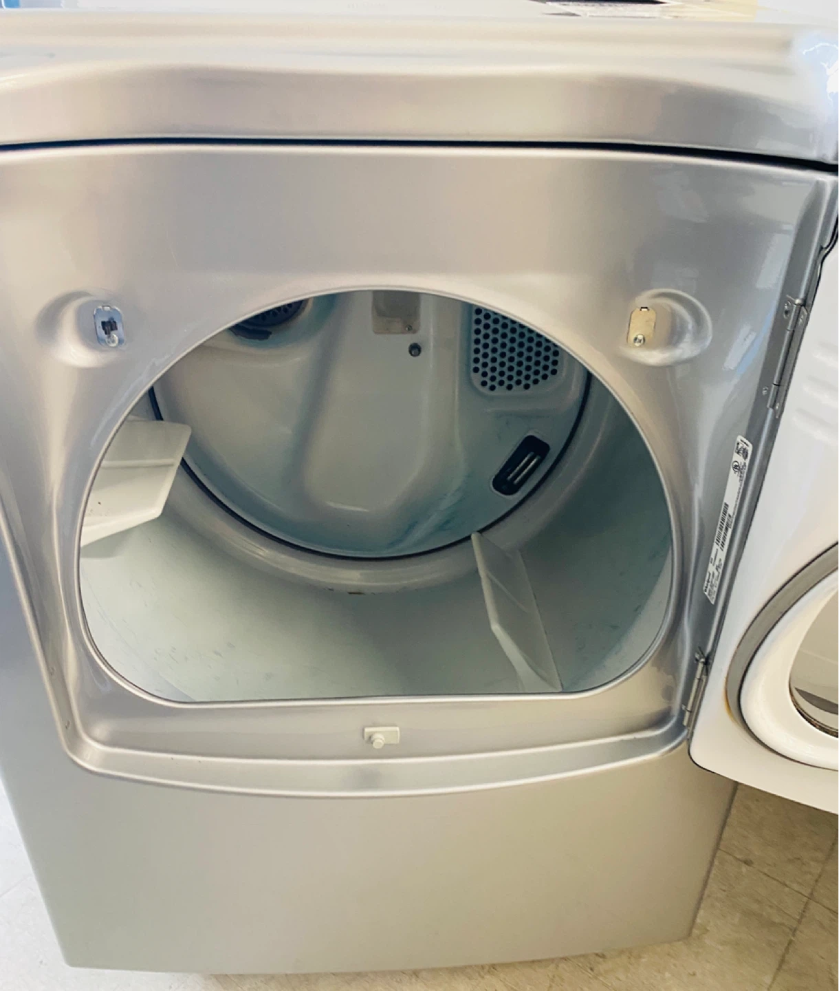 Large Whirlpool Dryer - photo 2