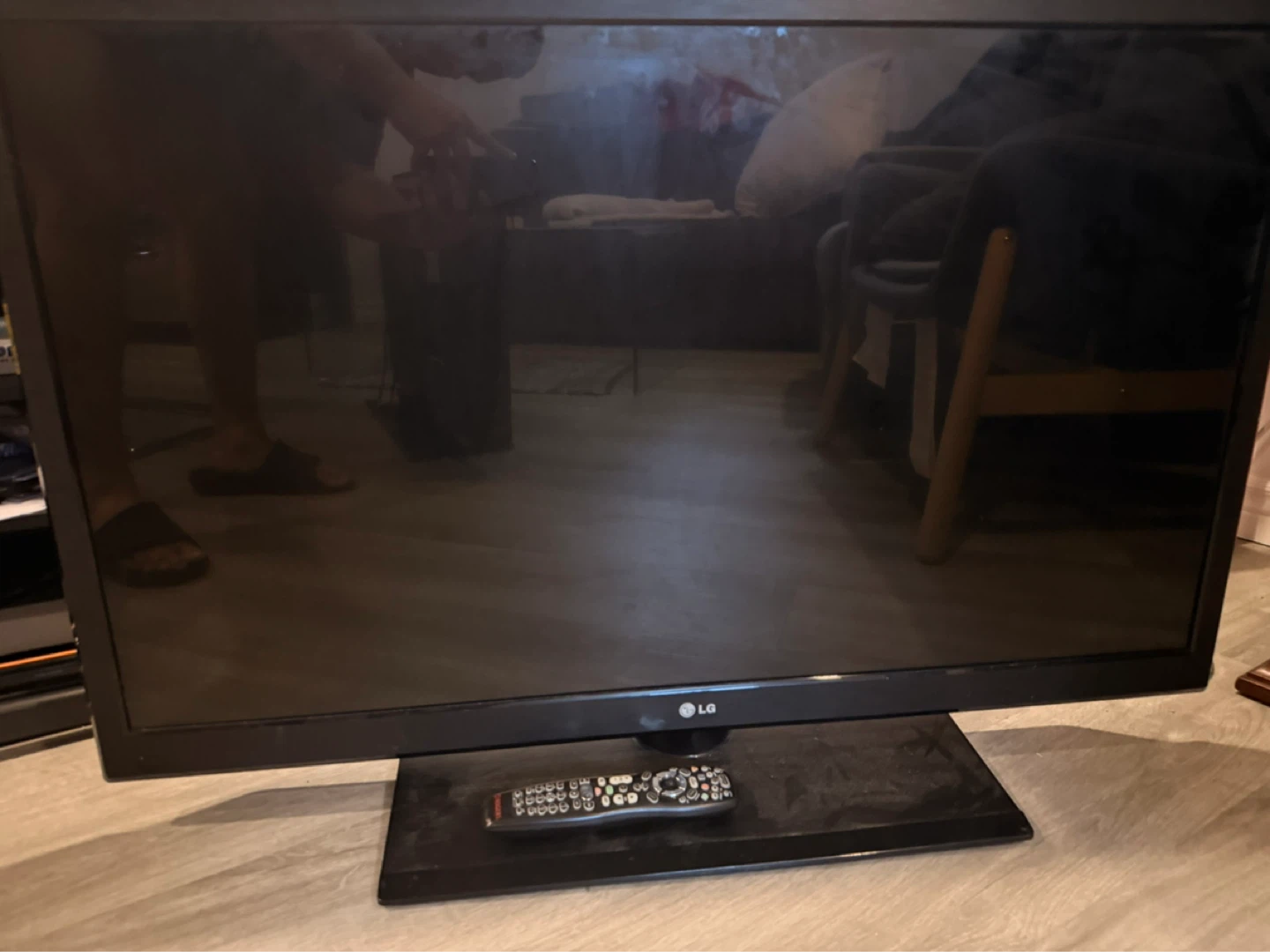 LG 42 Inch TV