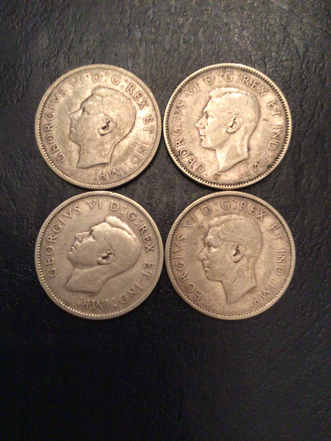 Set of 4 Canadian 1947 Silver Quarters - photo 2