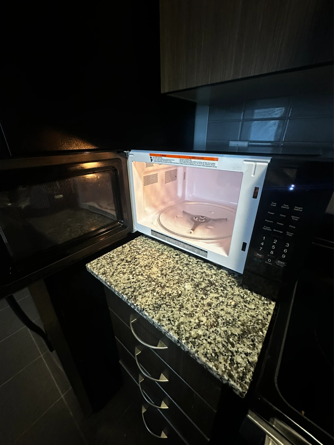 Microwave Oven - photo 2