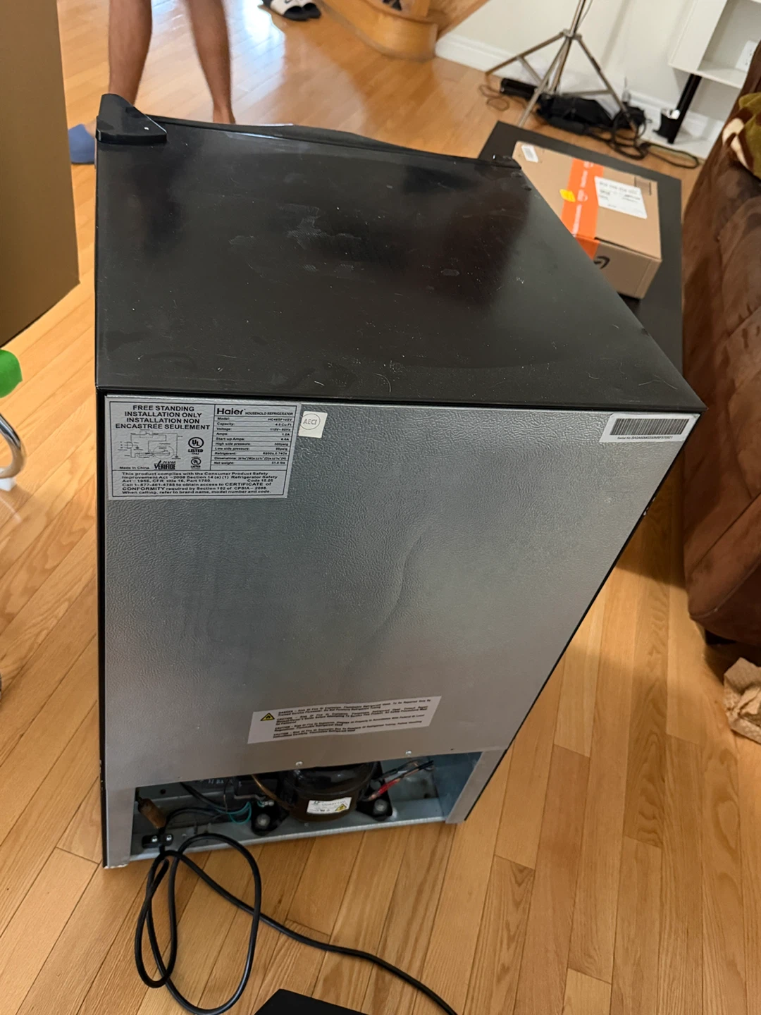 Haier Mini Fridge - photo 3