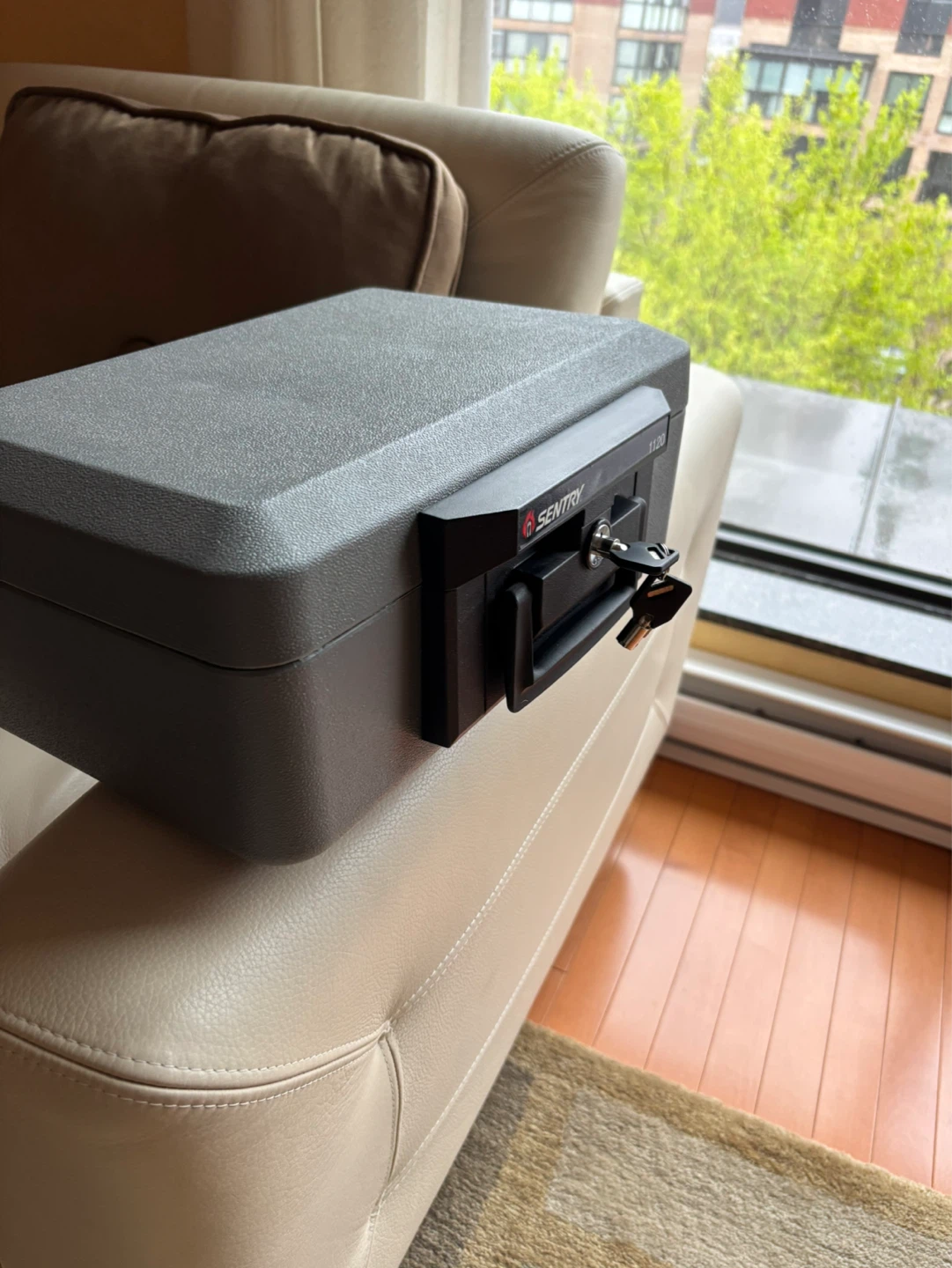 SentrySafe 1120 Fire Chest - photo 2