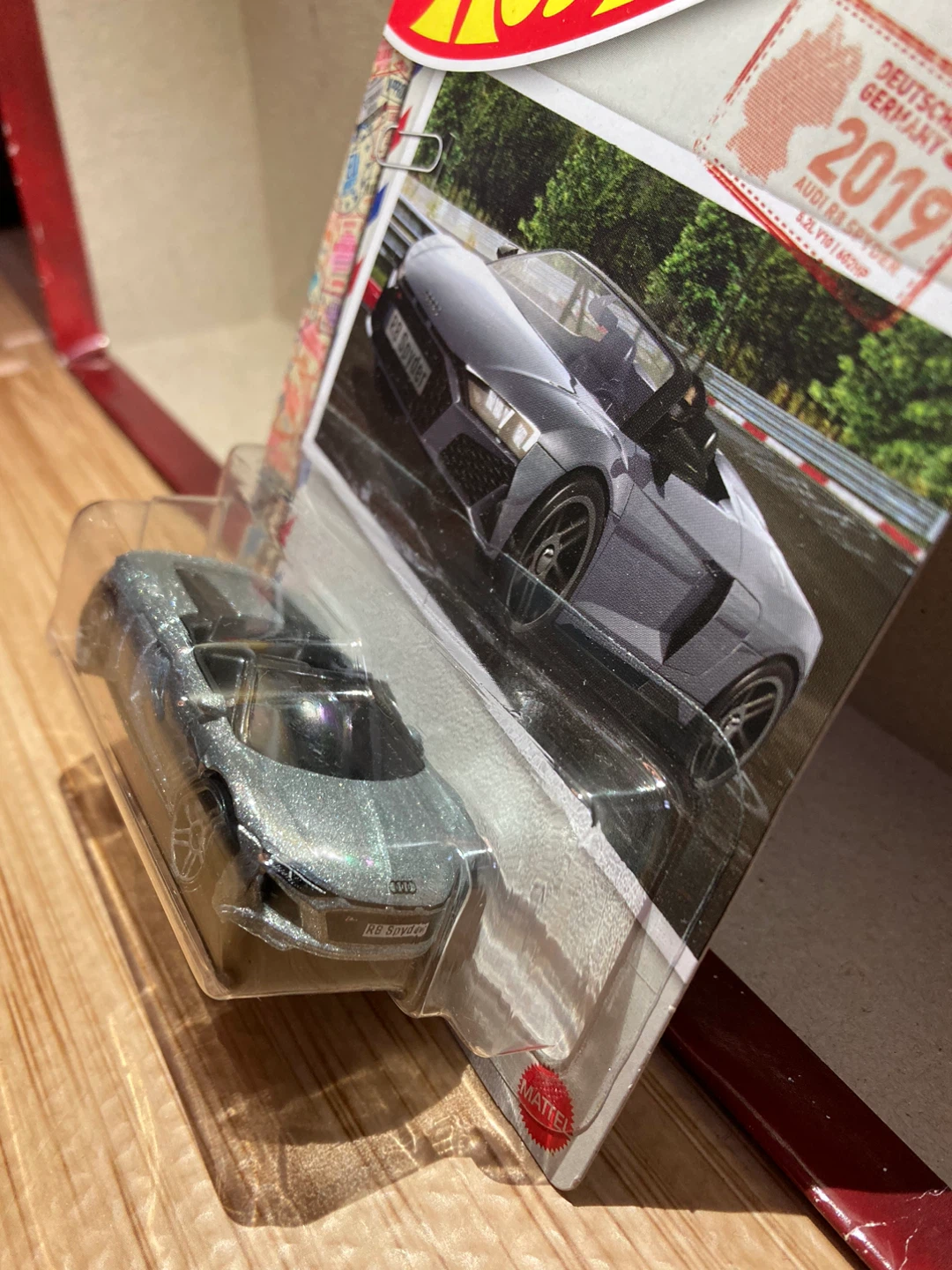 Hot Wheels World Series Germany / 2019 Audi R8 Spyder / Silver - photo 2