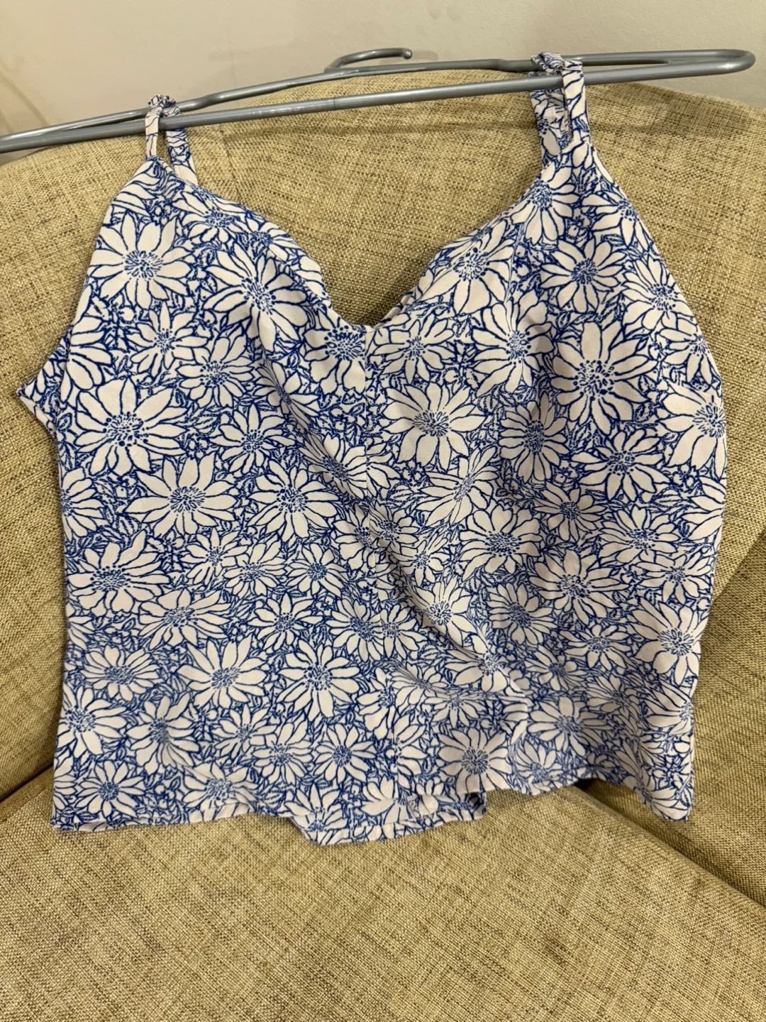 2 pieces Tank Tops