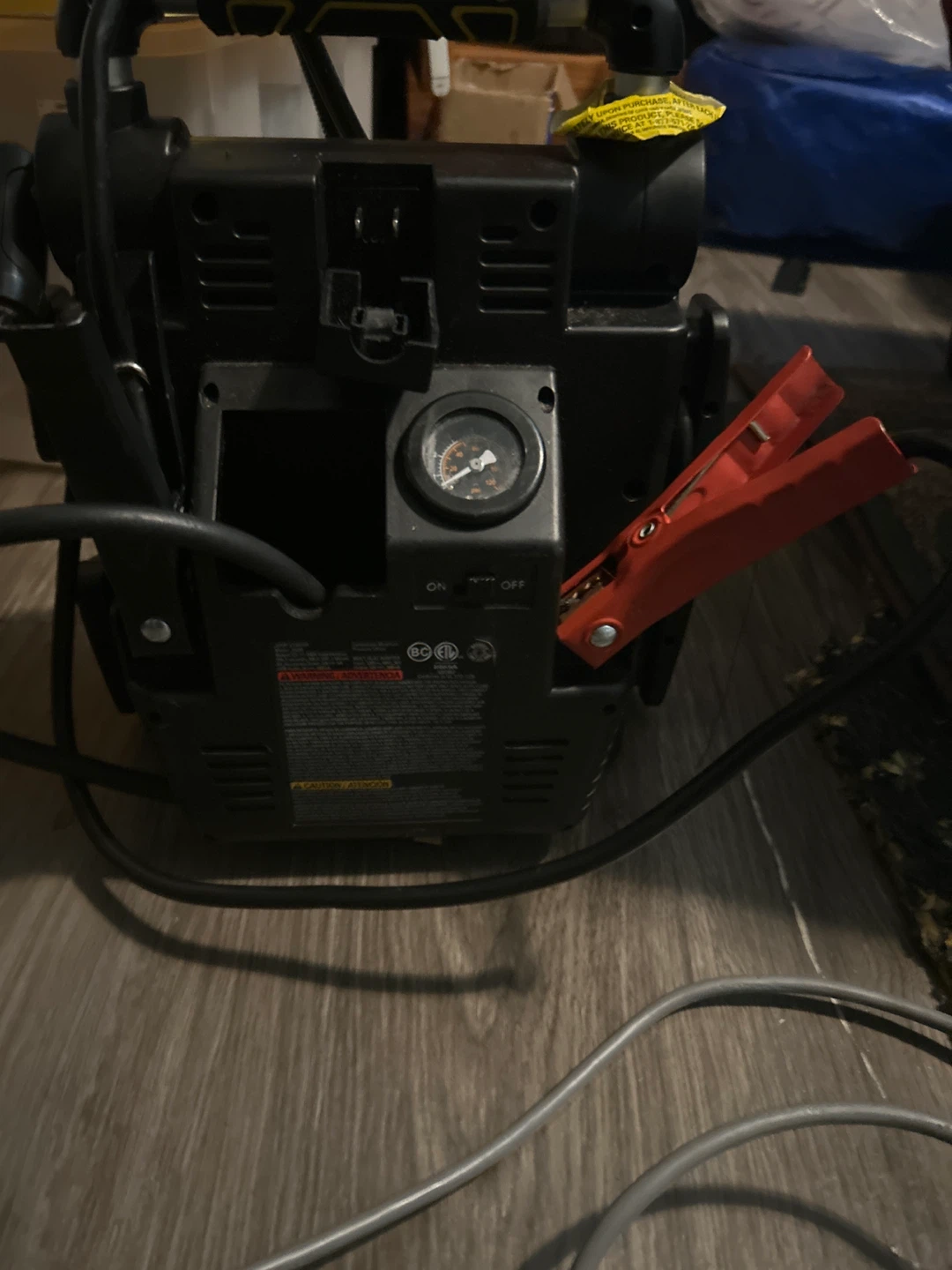 Stanley JUMPIT 1000 Peak Battery Amps Jump Starter - photo 3