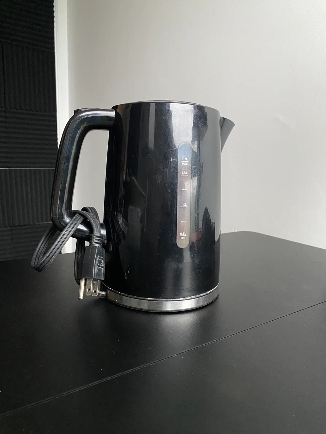 Toastmaster Electric Kettle Model TM-796KEB - photo 2