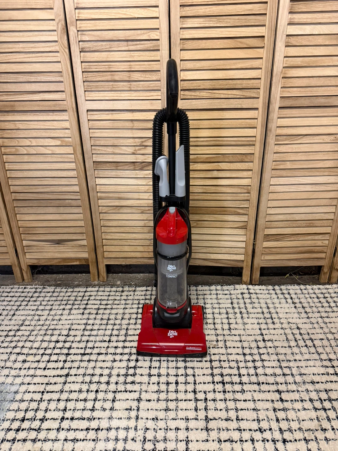 Dirt Devil Vacuum Cleaner